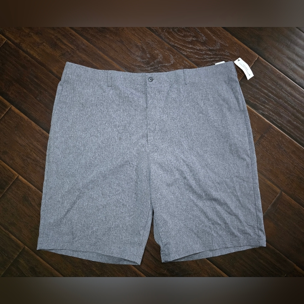 NWT Ben Hogan Mens Grey Stretch Shorts Size 46